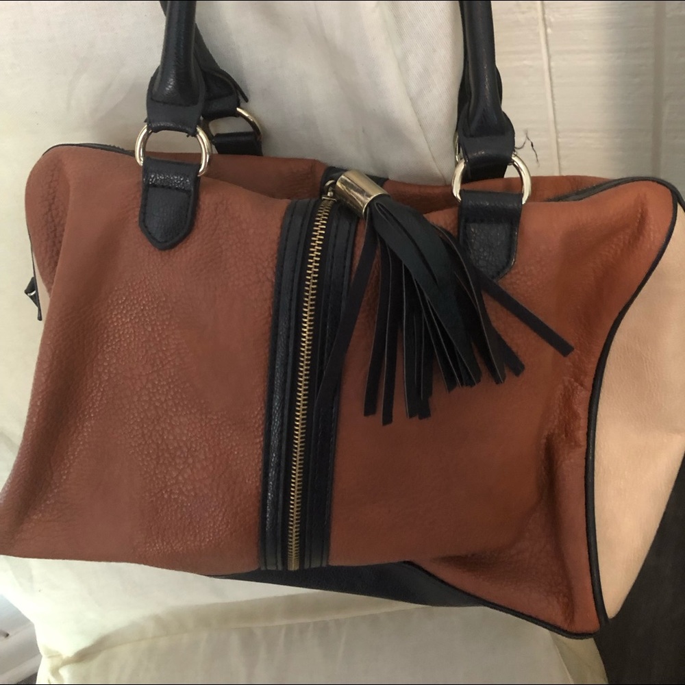 Steve Madden medium sized purse